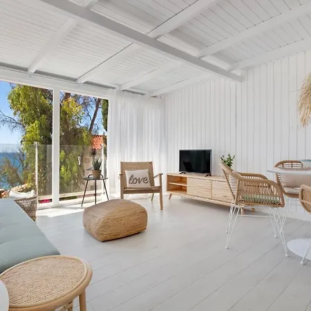 Apartment Casa De La Playa. House With Magnificent Sea *